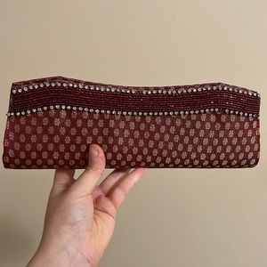 Red clutch